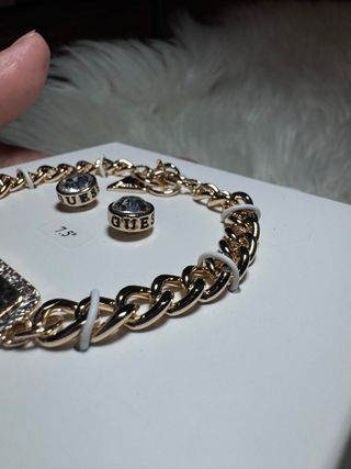 Conjunto Guess Pendiente y Pulsera Nuevo