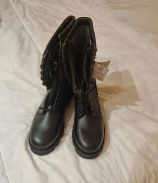 Botas militares altas T.46 sin estrenar