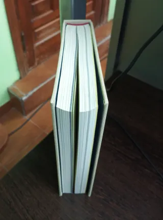 Libro de Gloria Fuertes.