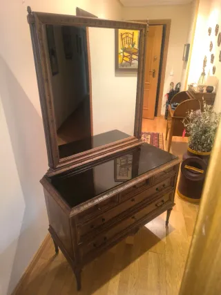 Tocador antiguo madera y cristal