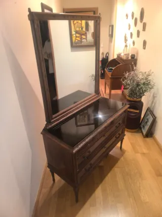 Tocador antiguo madera y cristal