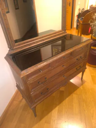 Tocador antiguo madera y cristal