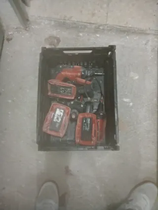 Taladro y atornillador Hilti