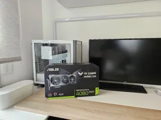 ASUS TUF Gaming RTX 4080 SUPER 16GB