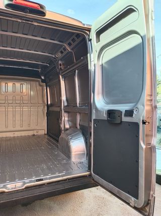 Peugeot Boxer L2H2 2020