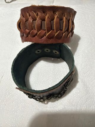 Pulseras de cuero trenzado y cadena