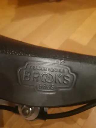 Brooks B66s Negro