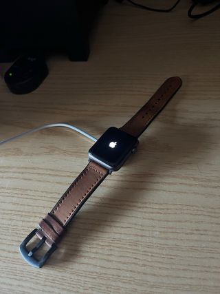 Apple Watch S3 Nike – 42mm + 3 correas + cargador