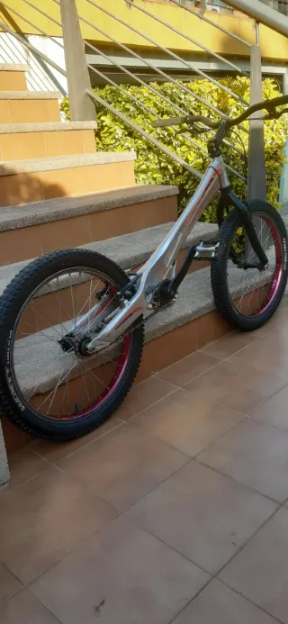 Bicicleta Monty 207 Kamel trial