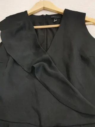 Mono Cortefiel negro sin mangas