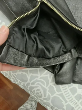 Giubbotto vera pelle borchiato nero