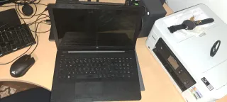 Ordenador HP Negro.  Como nuevo.