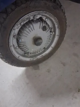 Vespa LX 200 azul sin papeles