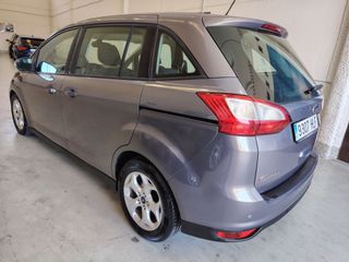 Ford Grand C-MAX 2012