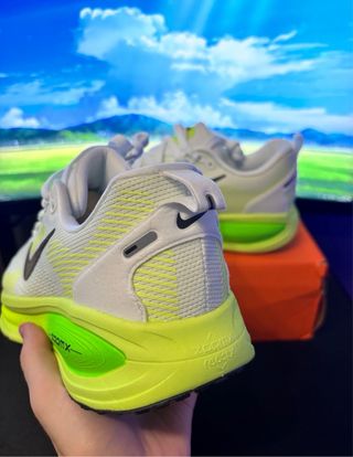 Nike Vomero 18 - Zapatillas Running