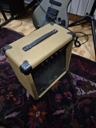 Amplificador Dean Markley K20 Beige
