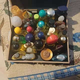 Set 33 pezzi profumi vintage da collezione
