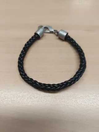 Pulseras de Cuero y Metal. Lote de 6 unidades