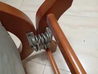 Butacas mecedora moderna cuero y madera