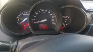 Se venden estos dos coches para repuestos