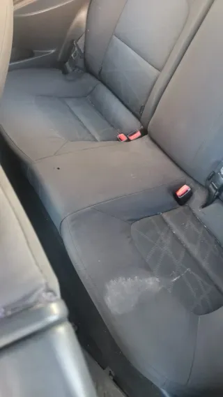Se venden estos dos coches para repuestos