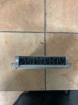 Centralita ECU P28 (SR2)