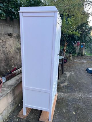 Armario Ikea blanco madera