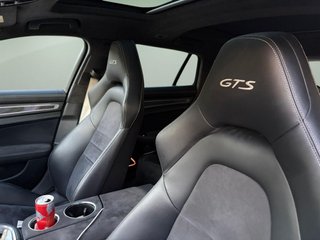 Porsche Panamera GTS Sport Turismo
