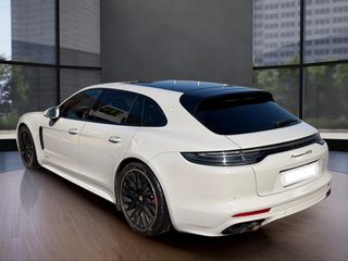 Porsche Panamera GTS Sport Turismo