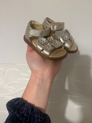 Scarpette bimba n.18 oro fiori