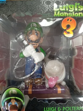 Statuetta di Luigi e Polterpup di Luigi's Mansion 3