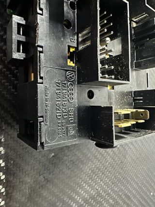 Caja fusibles Golf MK2 CE1