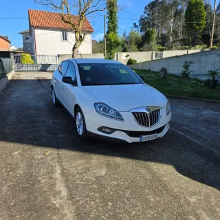 Lancia Delta 2012