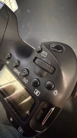 Canon EOS 90D