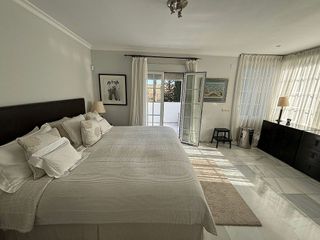 Chalet en alquiler en Nueva Andalucía centro en Marbella