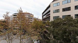 Oficina en alquiler en Sant Antoni en Barcelona