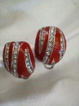 Orecchini vintage rossi con strass
