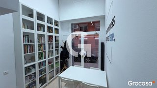 Local comercial en venta en Gavarra en Cornellà de Llobregat
