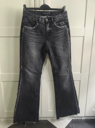 Stradivarius Jeans Tachuelas Talla 36