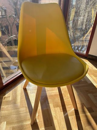 Juego de 4 Sillas Amarillas Diseño Nórdico