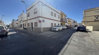 Piso en venta en El Chorrillo - El Molino en Rota