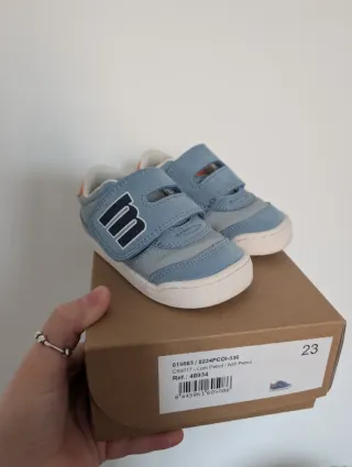 deportivas Mustang talla 23