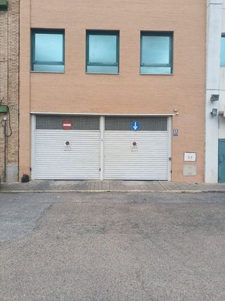 Garaje en venta en El Juncal - Av. de la Paz en Sevilla