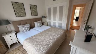 Casa adosada en alquiler en Benahavís