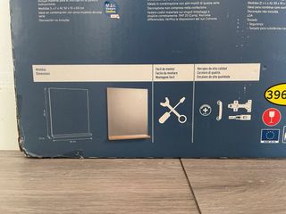 Espejo con estante de madera