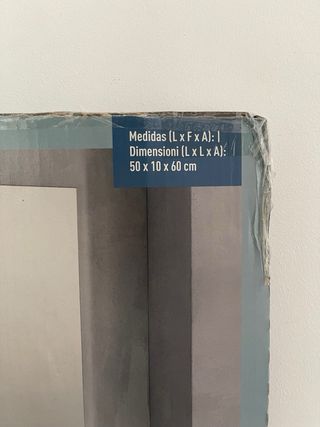 Espejo con estante de madera