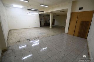 Local comercial en venta en La Chantría - La Lastra en León