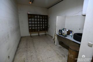 Local comercial en venta en La Chantría - La Lastra en León