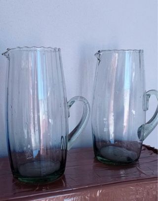 Jarras de cristal transparentes