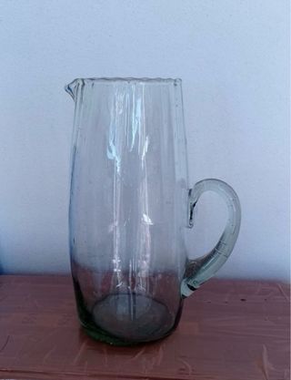 Jarras de cristal transparentes